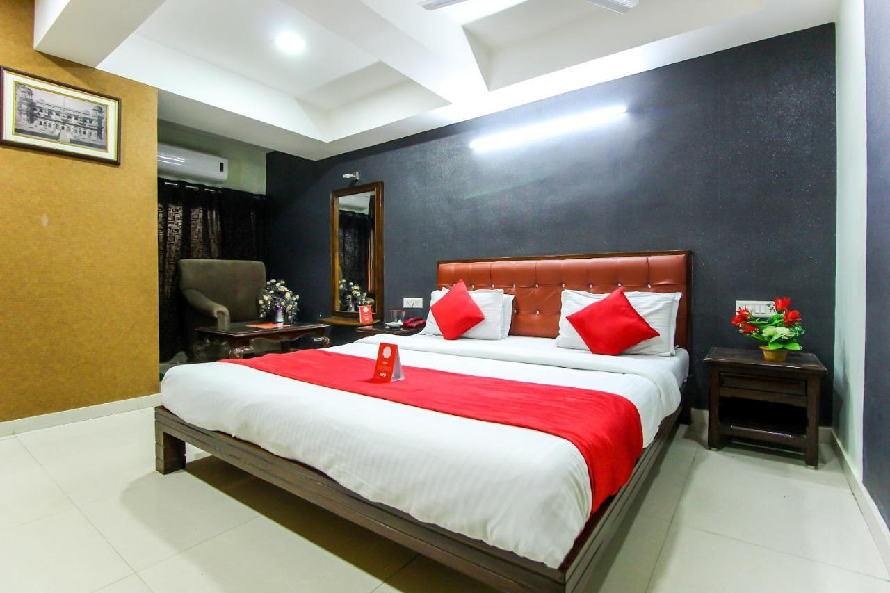 Hotel Seven Ahmedabad Exterior foto