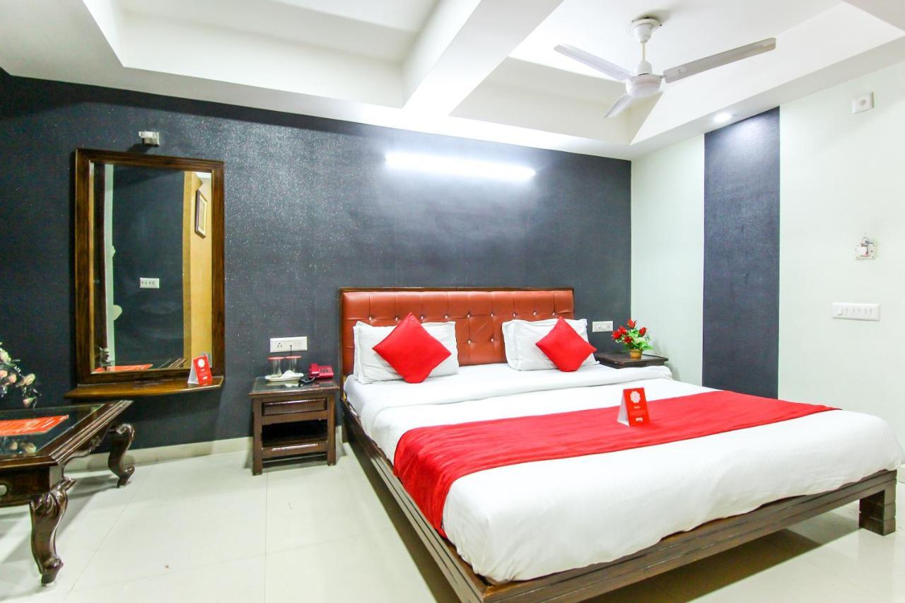 Hotel Seven Ahmedabad Exterior foto