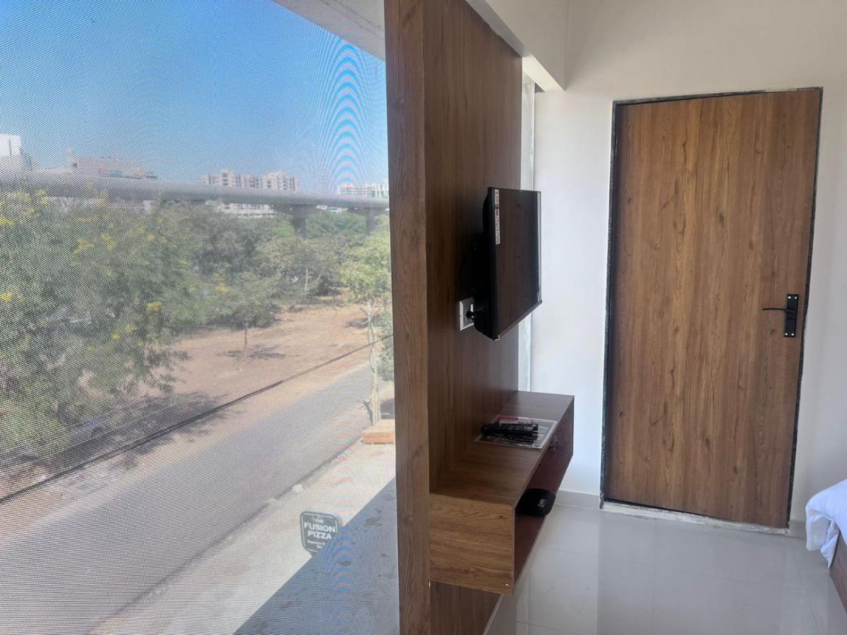 Hotel Seven Ahmedabad Exterior foto