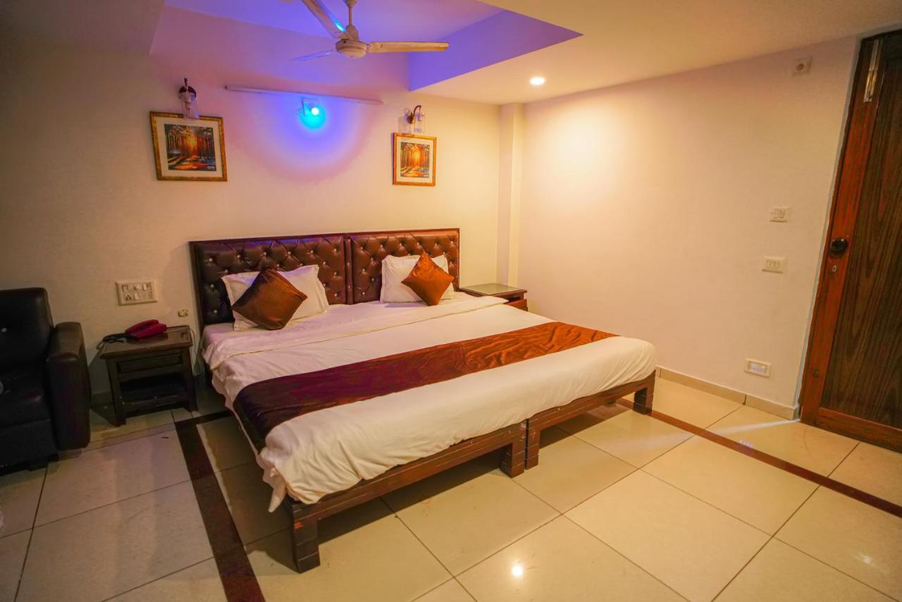 Hotel Seven Ahmedabad Exterior foto