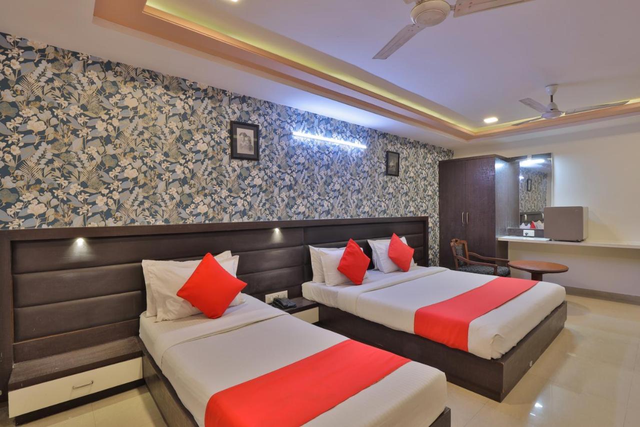Hotel Seven Ahmedabad Exterior foto